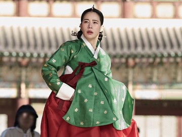 Kisah di Balik Keputusan Lim Ji Yeon Menghilangkan Tato Eyeliner yang Mengganggu Karier Akting