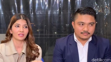 Fiona dan pengacaranya saat ditemui di kawasan Jakarta. Foto: Febri/detikhot