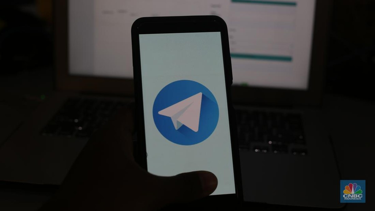 Foto: Ilustrasi Telegram. (CNBC Indonesia/Tias Budiarto)