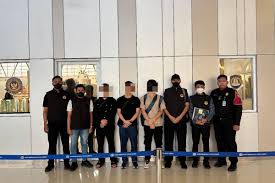 Kantor Imigrasi Kelas I Khusus TPI Surabaya mendeportasi dan mencekal 3 Warga Negara Asing (WNA) asal Tiongkok(Dokumentasi Kantor Imigrasi Kelas I Khusus TPI Surabaya )