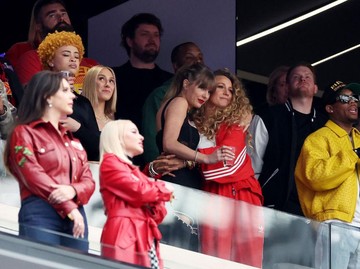 Benarkah Blake Lively Tidak Termasuk Daftar Tamu Pernikahan Taylor Swift di Tengah Isu Perseteruan?