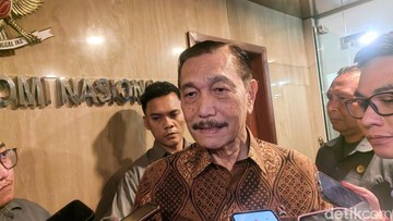 Evaluasi Program Makan Bergizi Gratis: Luhut Pandjaitan Soroti Implementasi yang Terlalu Cepat