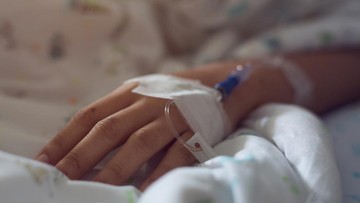 Prancis Konfirmasi Kasus Ebola Perdana, Dokter Terpapar Usai Misi Kemanusiaan di Kongo