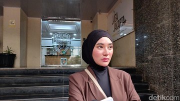 Clara Shinta saat ditemui di Polda Metro Jaya. Foto: Febri/detikhot
