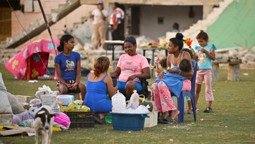 Warga Venezuela korban gempa (REUTERS/Maxwell Briceno)