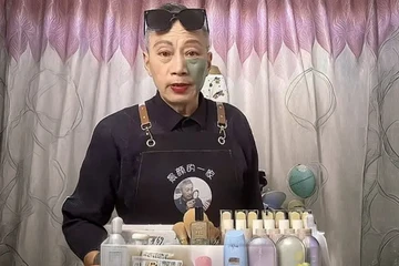 Kisah Inspiratif Kakek 75 Tahun di China Jadi Beauty Influencer Demi Biaya Pengobatan Cucu Tercinta