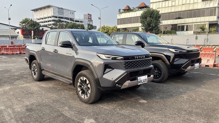 Ilustrasi: Toyota Menggebrak Pasar Kendaraan Niaga Ringan dengan Peluncuran Resmi Hilux Generasi Baru Bertenaga Listrik