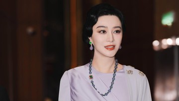 Pesona Natural Fan Bingbing Tanpa Riasan Saat Promosi Skincare di Thailand Curi Perhatian Publik