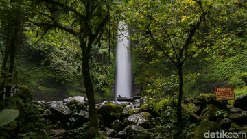 Curug Sawer Situ Gunung Sukabumi. Foto: Andhika Prasetia/detikFoto