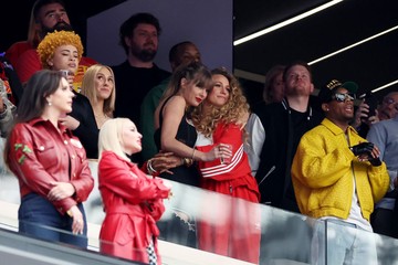 Blake Lively dan Ryan Reynolds Pilih Liburan Keluarga di Peternakan Saat Taylor Swift Gelar Pernikahan Mewah