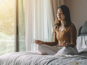 Membedah Fenomena Gen Z Mengejar 'Reset Otak' Melalui Neuroplastisitas: Meditasi dan Jurnal Jadi Kunci Konsistensi