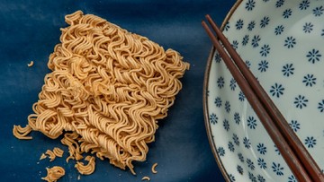 Lonjakan Kasus Salmonella di Eropa, Kebiasaan Konsumsi Makanan Mentah Jadi Perhatian Utama