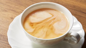 Sensasi Hangat Teh Melati Susu: Resep Minuman Kekinian untuk Awali Hari