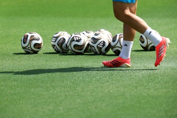 Perebutan Pasar Perlengkapan Sepak Bola: Nike vs. adidas di Panggung Piala Dunia 2026