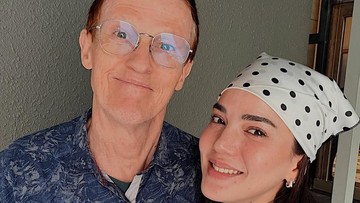 Alice Norin menceritakan lagi momen manis ayahnya, Alfred Amendingen, yang mengirimkan DM untuk menyemangati tiga pemain timnas Norwegia usai dikalahkan oleh Inggris di babak perempat final Piala Dunia 2026. 