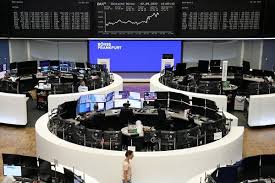 Dividen Rp2,5 Triliun Mengalir ke Investor: 14 Emiten BEI Bagikan Keuntungan Hari Ini