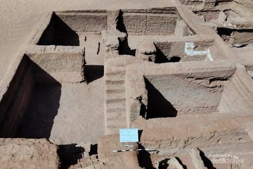 Struktur bangunan yang terbuat dari batu bata lumpur (Foto Ministry of Tourism and Antiquities)