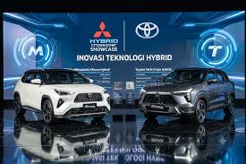 Komparasi Mitsubishi XForce Hybrid dan Toyota Yaris Cross Hybrid(AI)