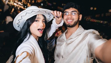 Ulang tahun ke-6 Gala Sky digel;ar meriah dengan tema One Piece. Fujianti Utami, juga full senyum melihat pada momen bahagia keponakannya ini. Foto: Instagram @fuji_an