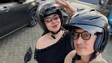 Pasangan ini menghabiskan waktu bersama dengan motoran dan makan di luar. Foto: dok instagram Nino Fernandez