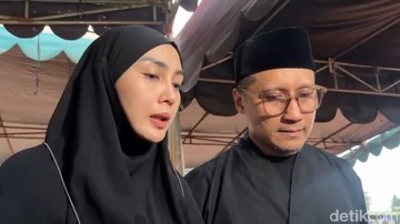 Berita Duka: Ayahanda Arie Untung Berpulang, Keluarga Dilingkupi Kesedihan