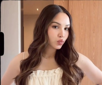 Pesona Baru Alyssa Daguise: Tutorial Makeup Simple Glam Rayakan Keindahan Ibu Muda di Bali