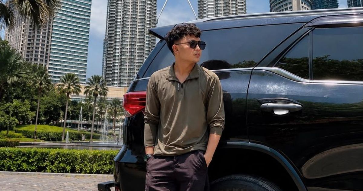 Acil Putra, kreator konten TikTok asal Madura, menuai apresiasi luas atas konten berbagi dan aksi sosialnya yang menginspirasi banyak warganet. [Foto: ist]