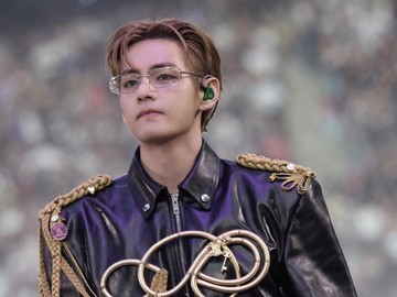 Kilau Fashion Dunia Hiasi Panggung BTS di Paris: Dari Gucci Hingga CELINE