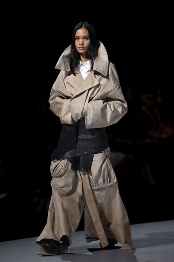 Fashion Sebagai Terapi: Desainer Prancis & Indonesia Ubah Luka Masa Lalu Jadi Karya Inspiratif