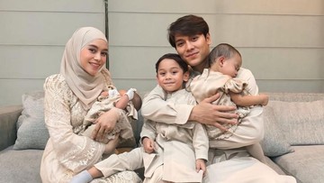 Lesti Kejora bersama tiga anak dan Rizki Billar. Foto: Instagram @rizkybillar